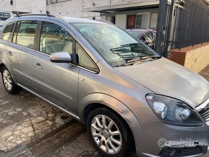 Opel Zafira 2006 photo 3