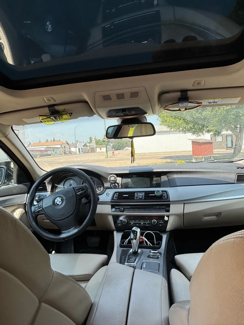 BMW 5 Series 2011 photo 4