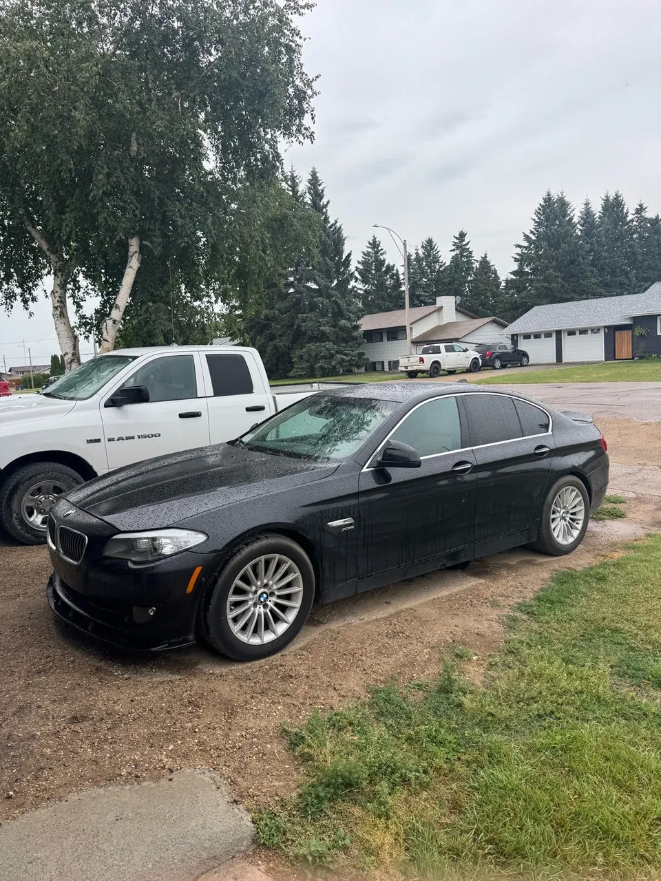 BMW 5 Series 2011 photo 3