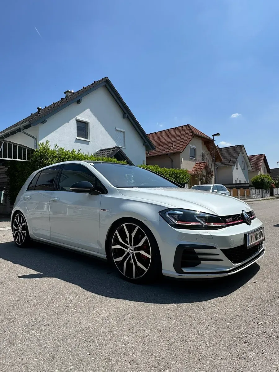 Volkswagen Golf 2017 photo 3
