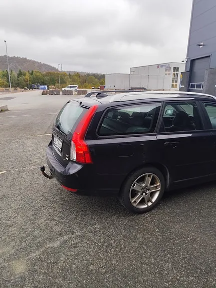 Volvo V50 2010 photo 4