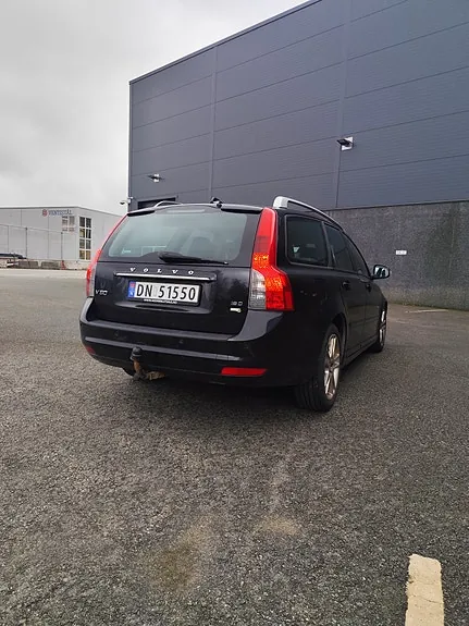 Volvo V50 2010 photo 3