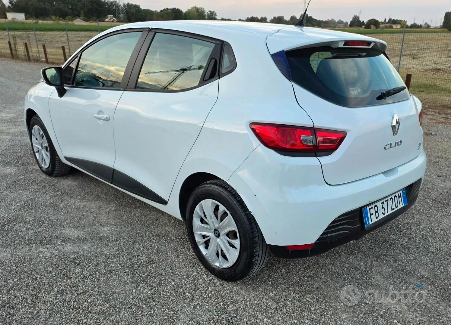 Renault Clio 2015 photo 5