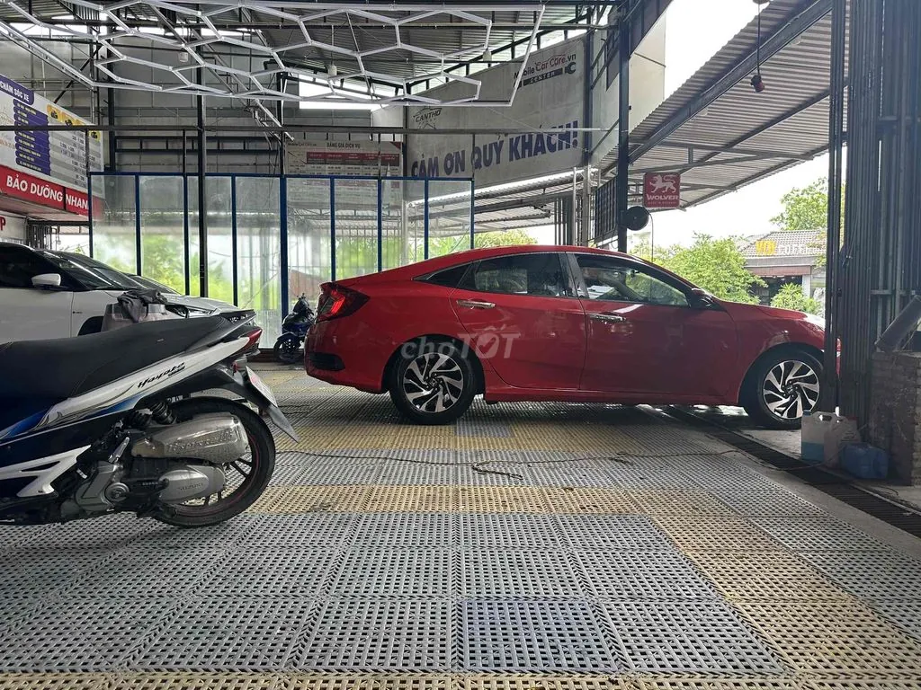 Honda Civic 2018 photo 4