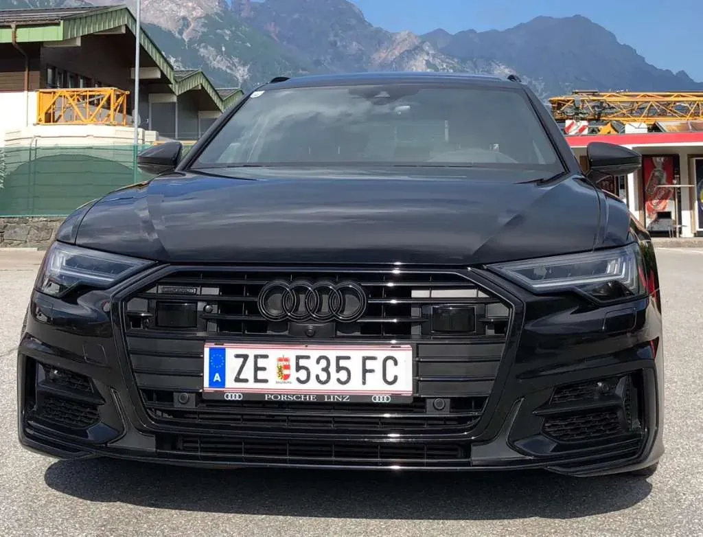 Audi A6 2018 photo 2