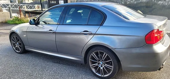 BMW 316D 2012 photo 3