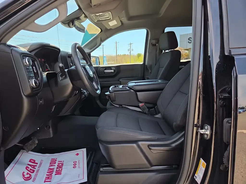 GMC Sierra 1500 2024 photo 2