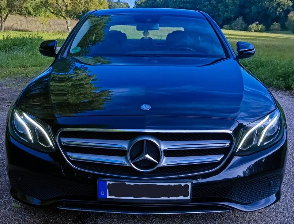 Mercedes-Benz E 200