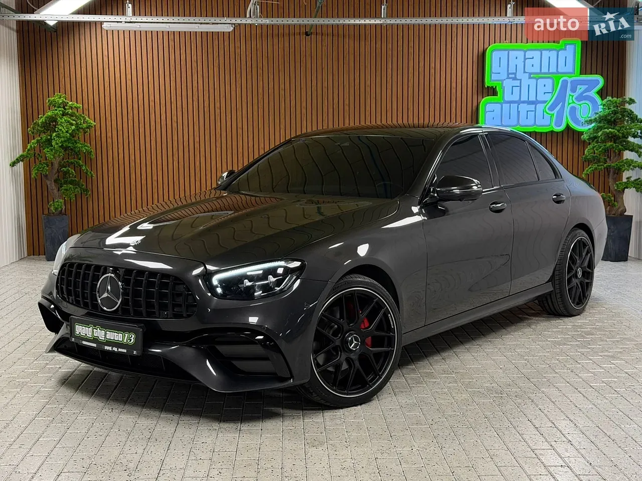 Mercedes-Benz E-Class 2022 photo 2