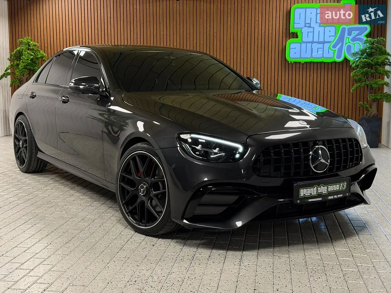 Mercedes-Benz E-Class 2022 photo 3