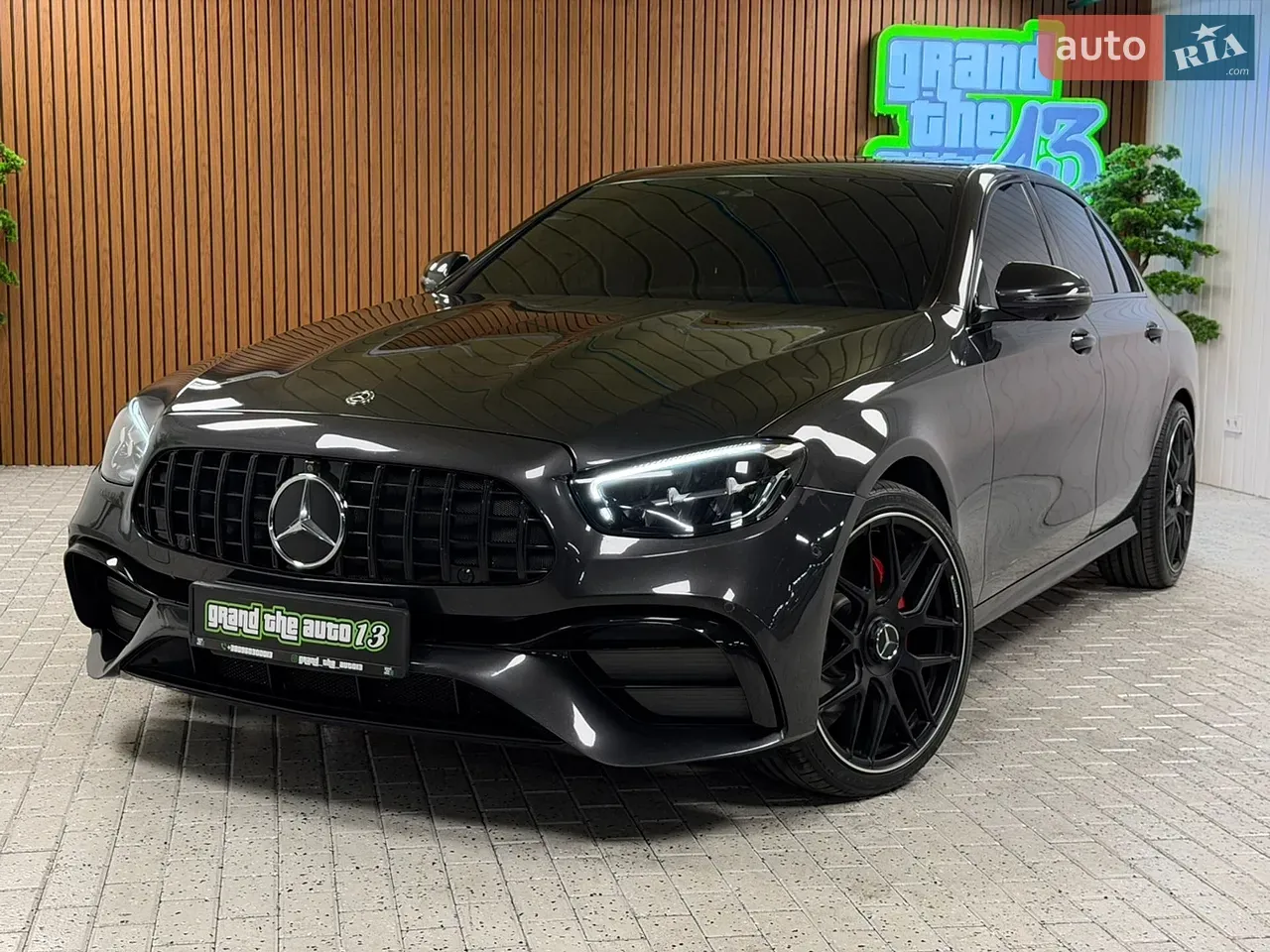 Mercedes-Benz E-Class 2022 photo 4