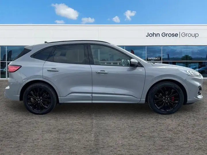 Ford Kuga 2023 photo 2