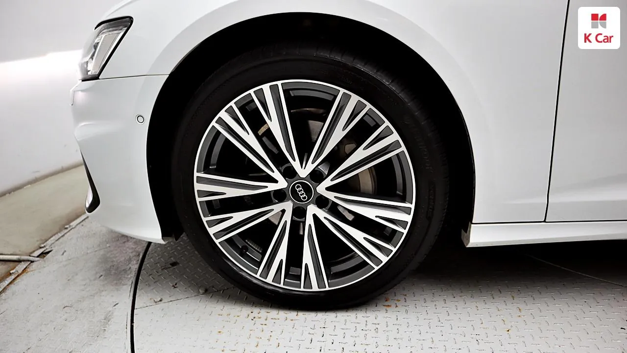 Audi A6 2022 photo 5