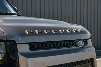 Land Rover Defender 2026 photo 4