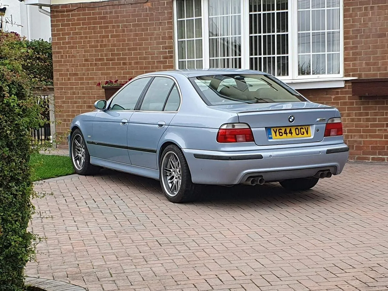 BMW M5 2001 photo 2