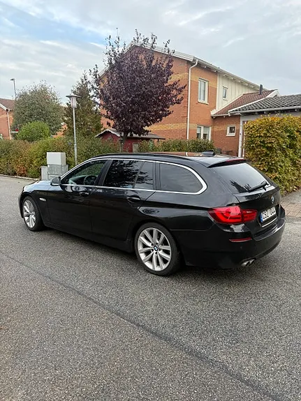 BMW 520D 2012 photo 2