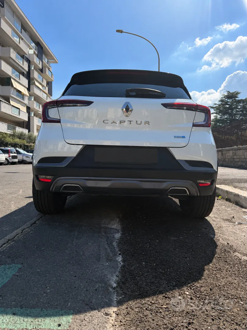 Renault Captur 2022 photo 4