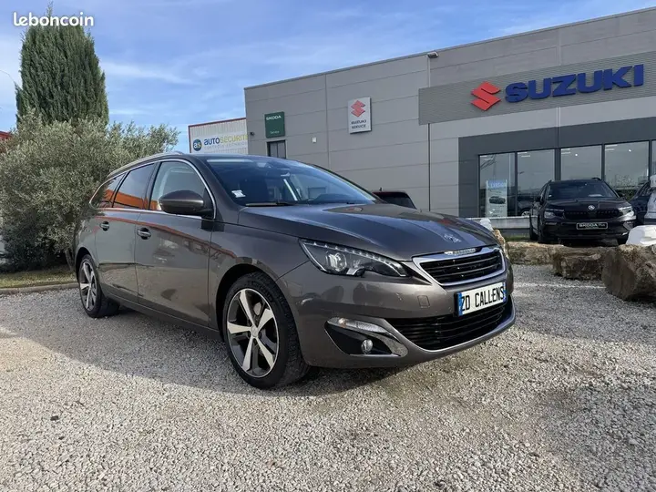 Peugeot 308 2015 photo 2
