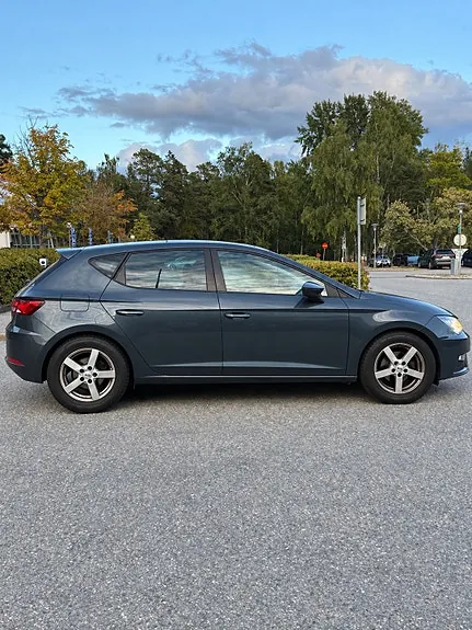 Seat Leon 2019 photo 2