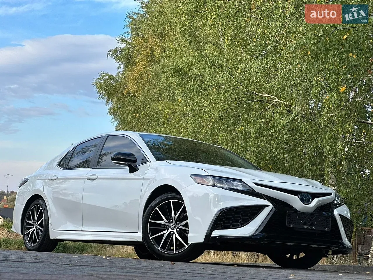 Toyota Camry 2023 photo 4