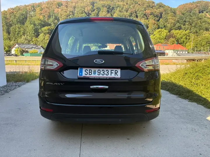 Ford Galaxy 2017 photo 3
