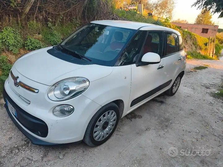 Fiat 500L 2014 photo 4