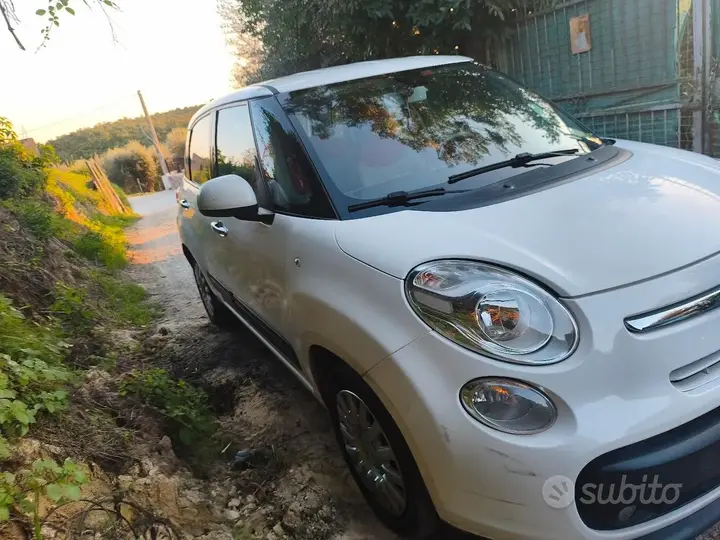 Fiat 500L 2014 photo 3