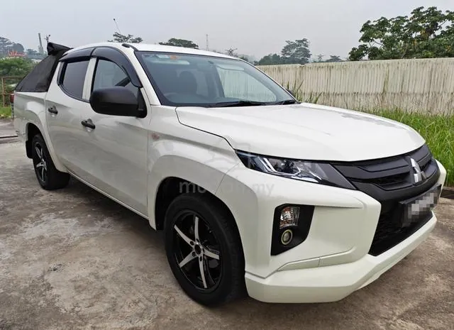 Mitsubishi Triton
