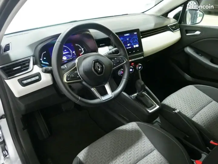 Renault Clio 2023 photo 5