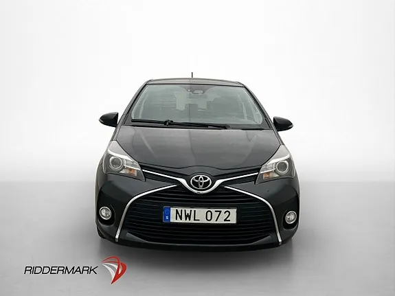 Toyota Yaris 2015 photo 2