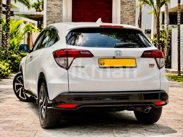 Honda Vezel 2018 photo 2