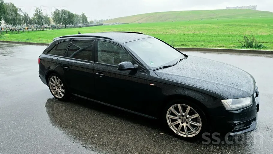 Audi A4 Avant 2012 photo 3