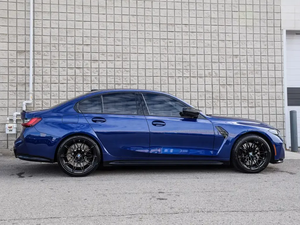 BMW M3 2025 photo 3