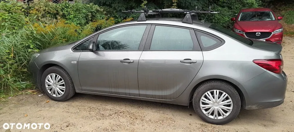 Opel Astra 2018 photo 4