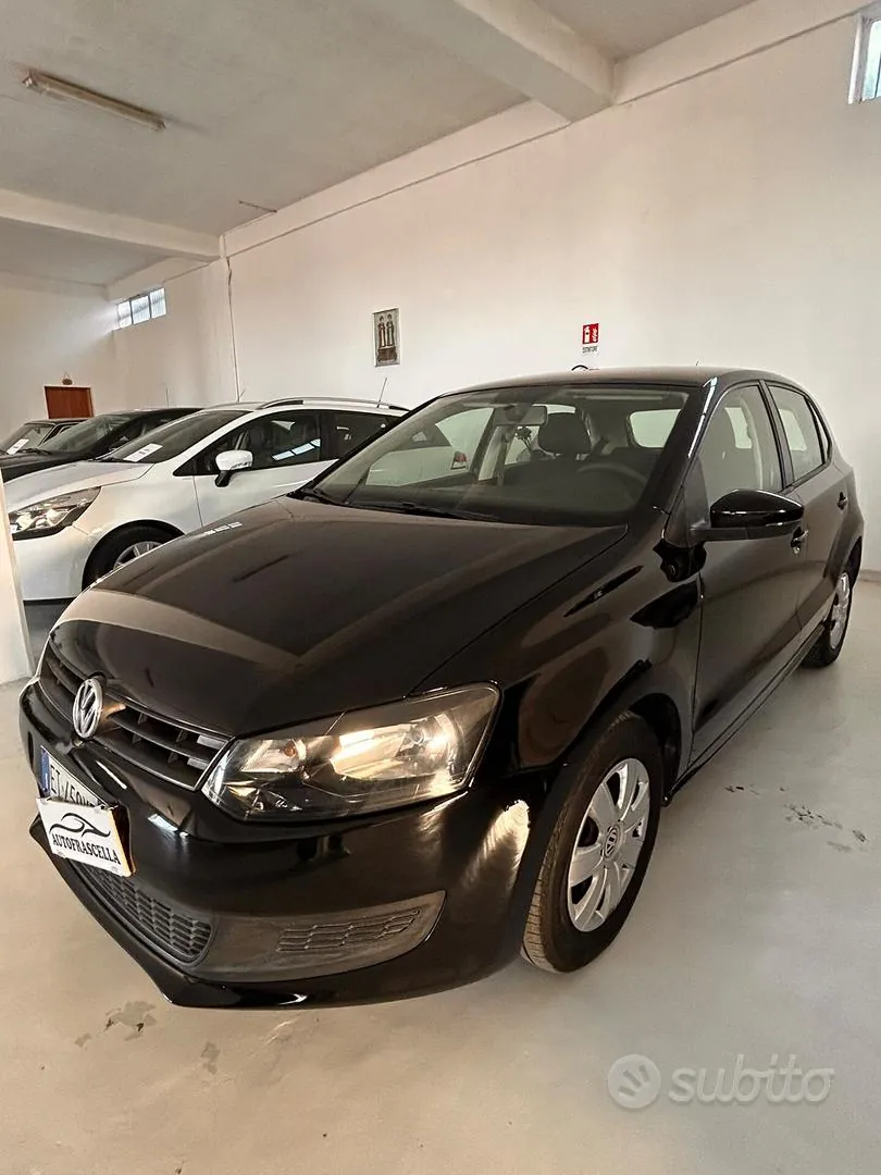 Volkswagen Polo 2013 photo 2