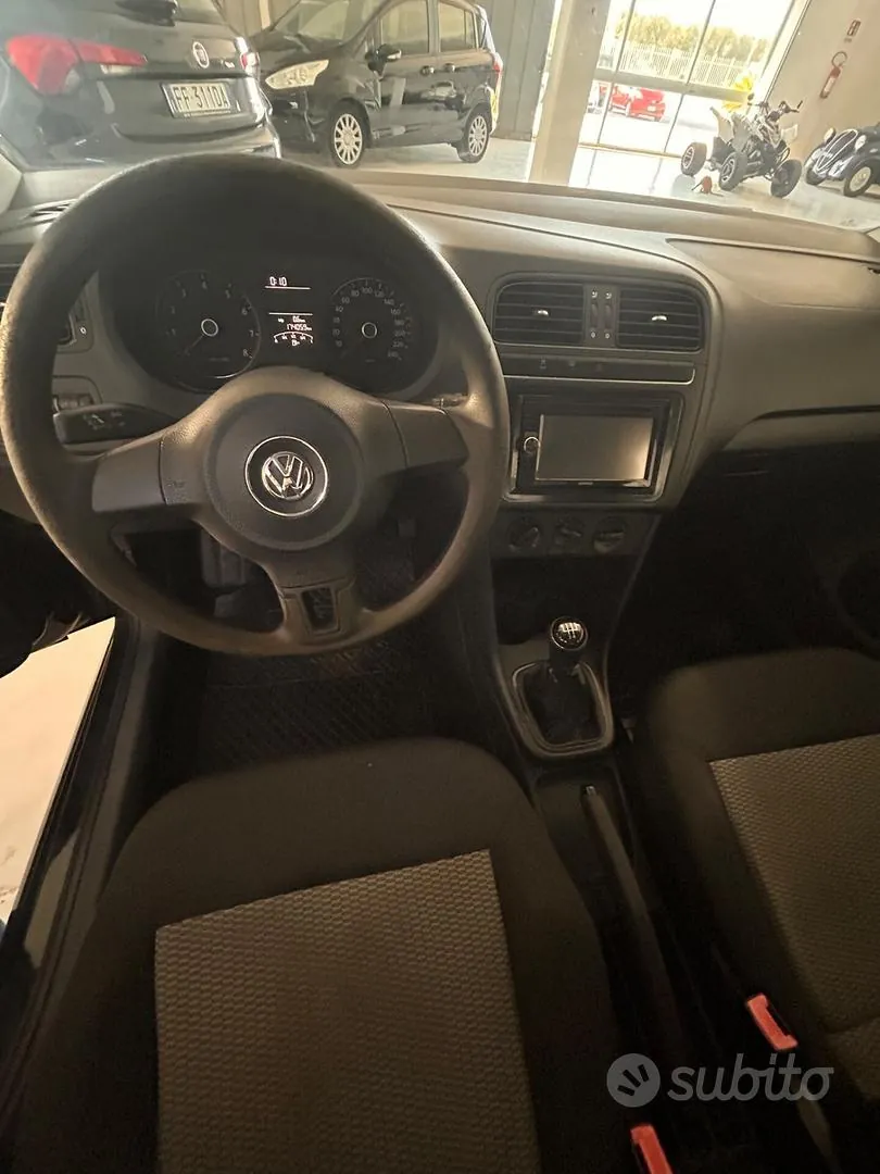 Volkswagen Polo 2013 photo 4