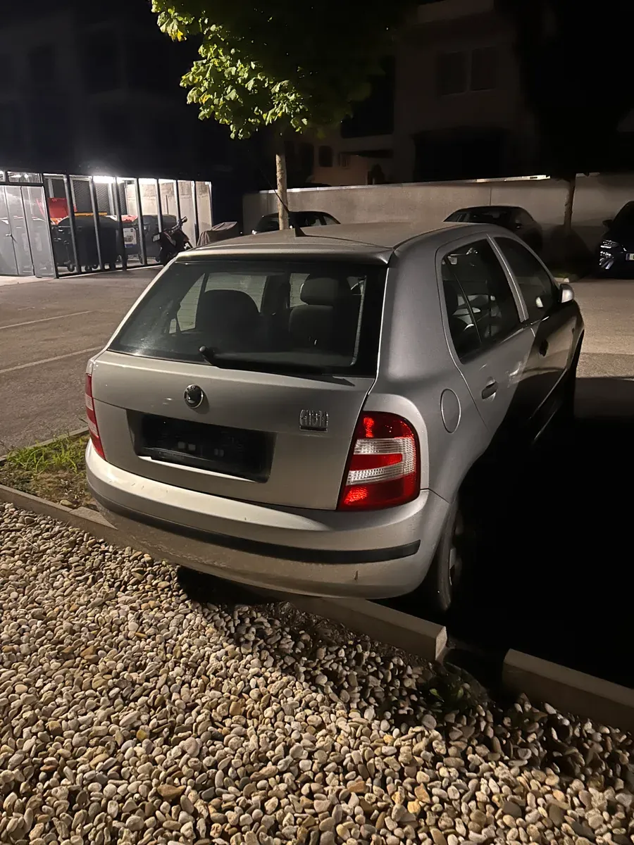 Skoda Fabia 2007 photo 3