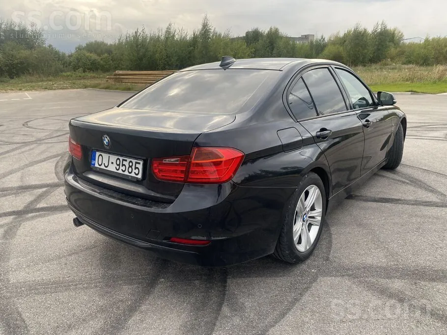 BMW 320D 2012 photo 3
