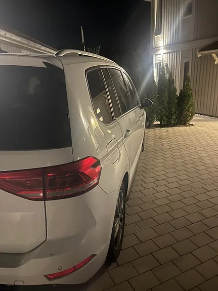 Volkswagen Touran 2021 photo 5