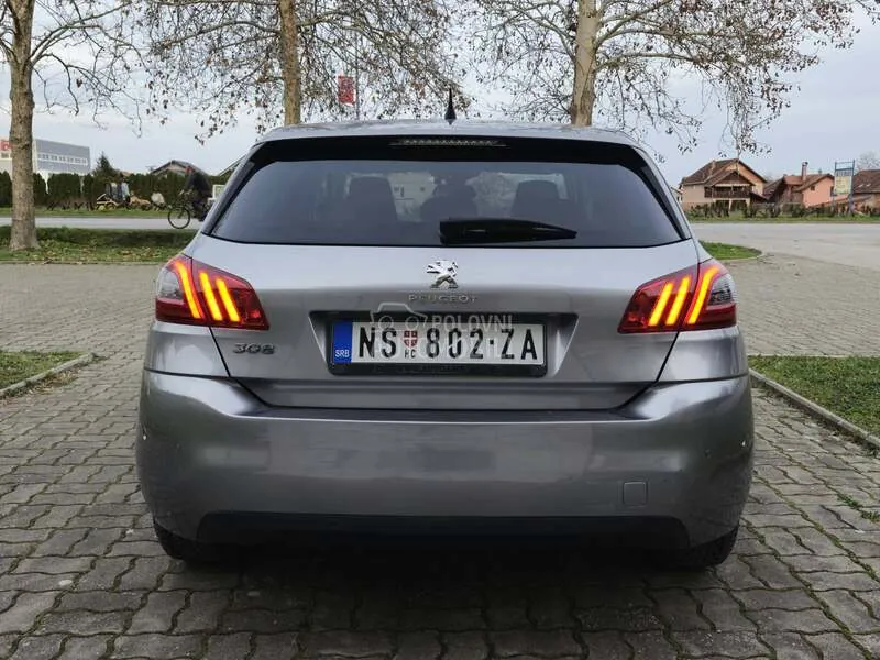 Peugeot 308 2019 photo 4