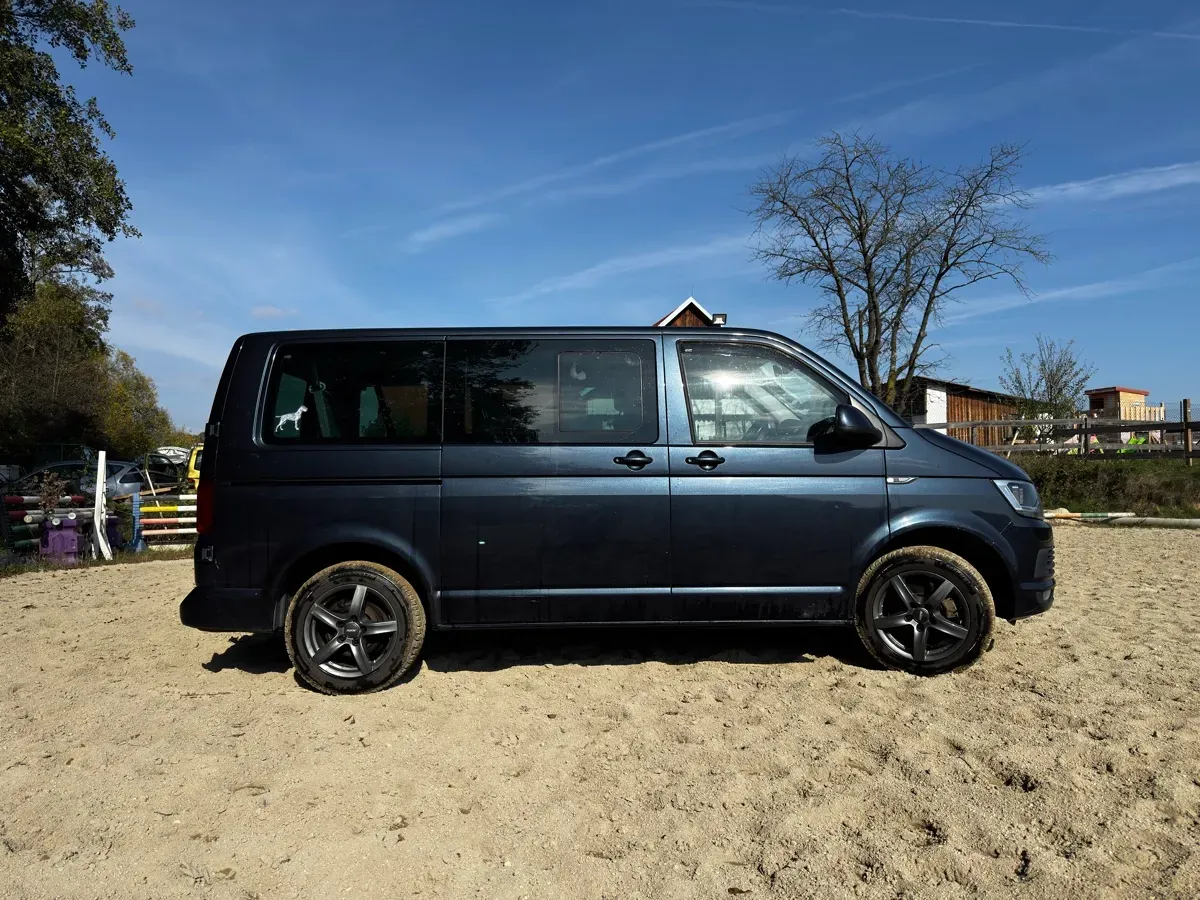 Volkswagen Caravelle 2015 photo 3
