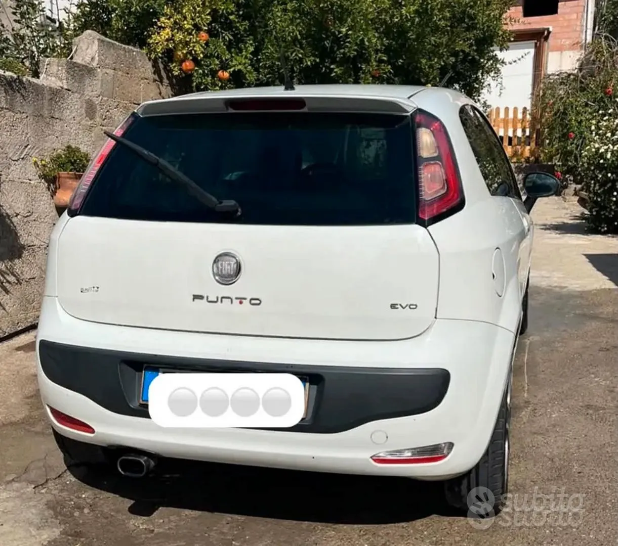 Fiat Punto Evo 2010 photo 2