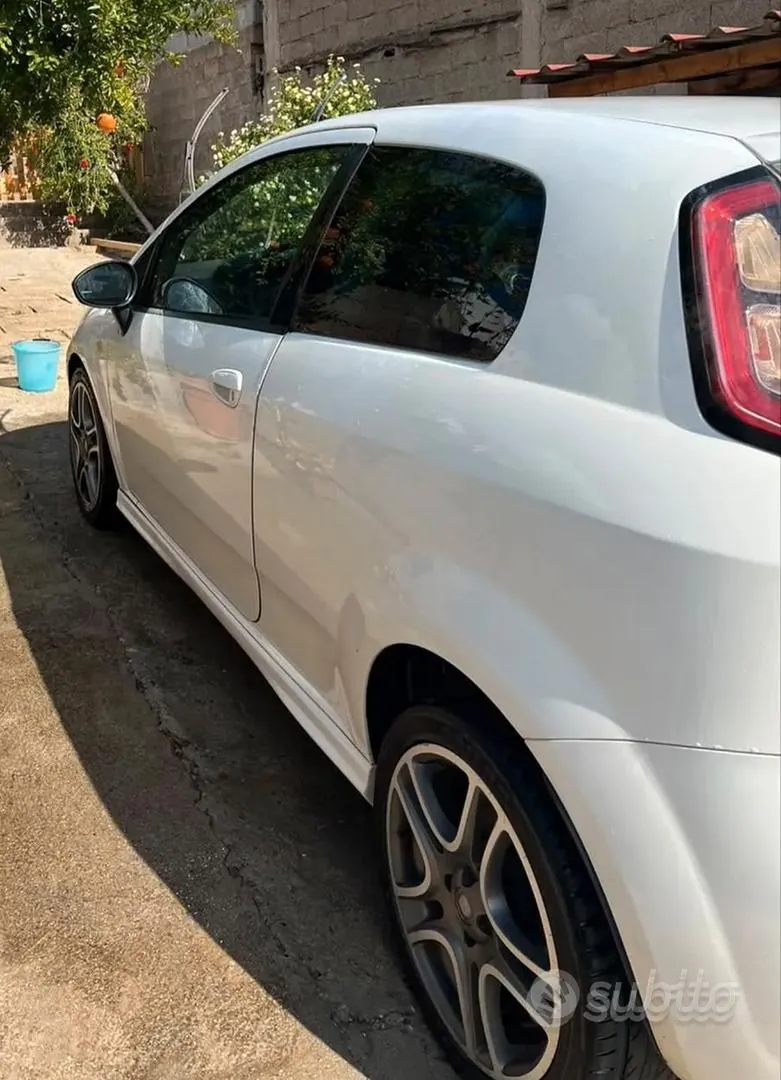 Fiat Punto Evo 2010 photo 4