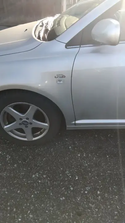 Toyota Avensis 2006 photo 2