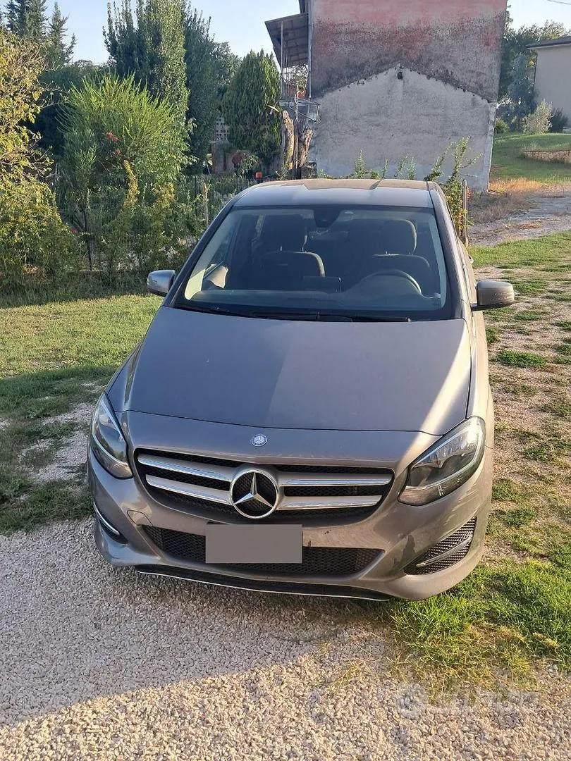 Mercedes-Benz B-Class 2016 photo 5