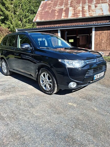 Mitsubishi Outlander 2013 photo 3