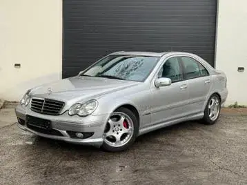 Mercedes-Benz C200 Amg