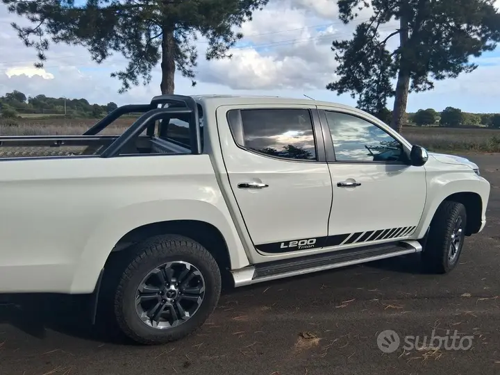 Mitsubishi L200 2020 photo 2