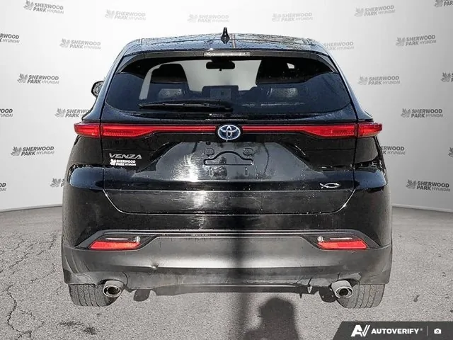 Toyota Venza 2023 photo 5