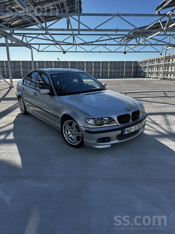 BMW 320